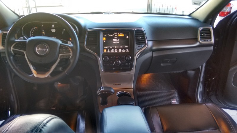 GRAND CHEROKEE 3.6 LAREDO 4X4 V6 24V GASOLINA 4P AUTOMÁTICO - 2014 - CAXIAS DO SUL