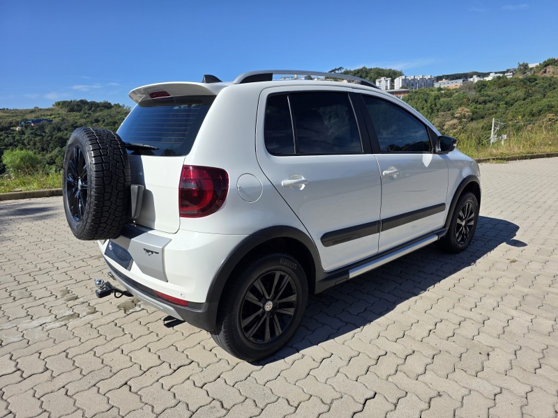 CROSSFOX 1.6 MI FLEX 8V 4P MANUAL - 2013 - BENTO GONçALVES
