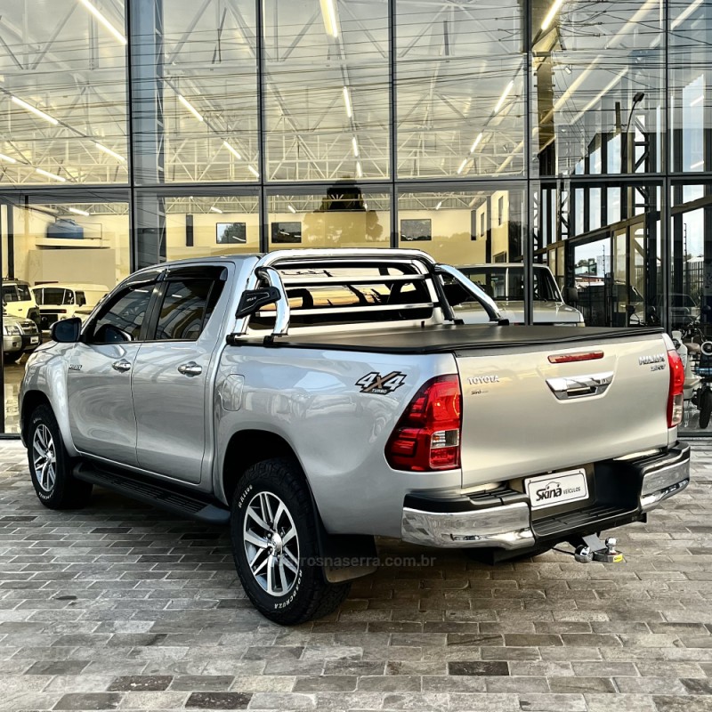 HILUX 2.8 SRV 4X4 CD 16V DIESEL 4P AUTOMÁTICO - 2020 - VACARIA