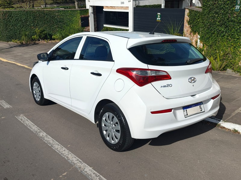 HB20 1.0 COMFORT PLUS 12V FLEX 4P MANUAL - 2018 - FARROUPILHA