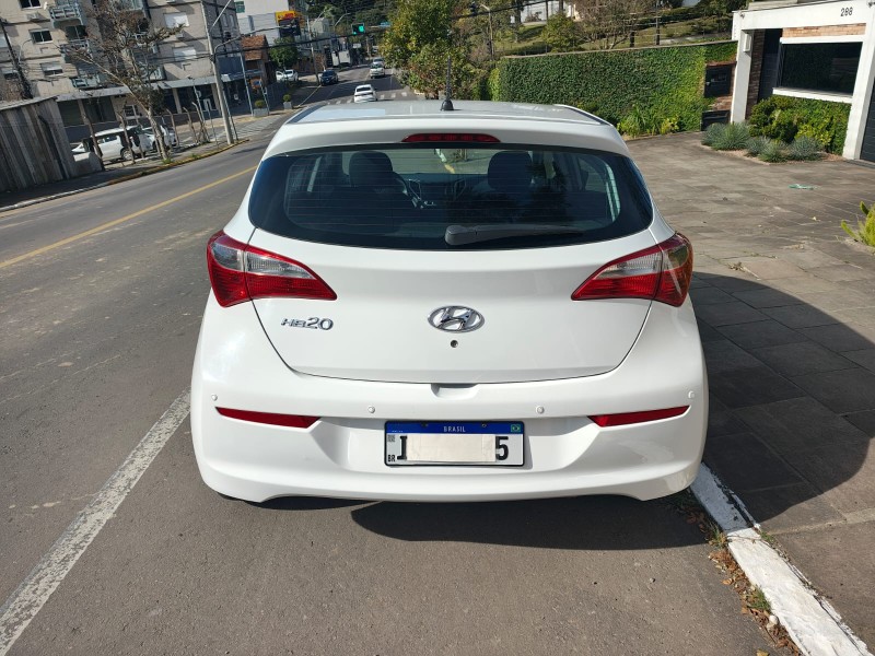 HB20 1.0 COMFORT PLUS 12V FLEX 4P MANUAL - 2018 - FARROUPILHA