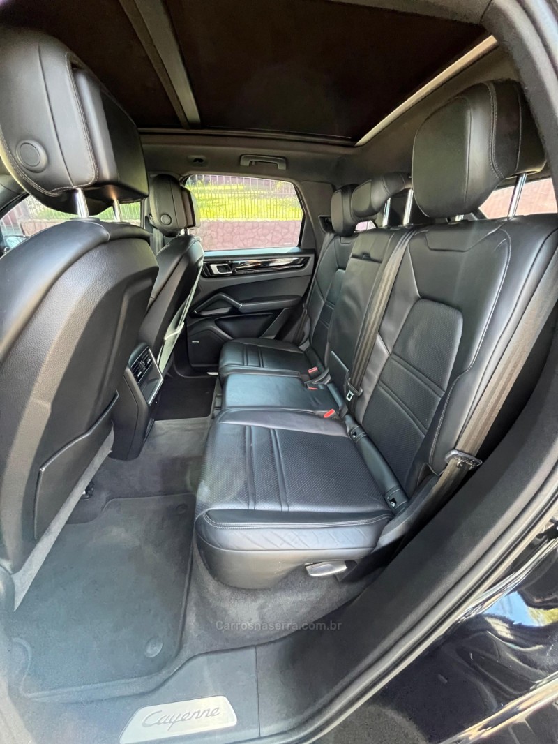 CAYENNE 3.0 V6 E-HYBRID PLATINUM EDITION AWD S HÍBRIDO 4P AUTOMÁTICO - 2020 - ERECHIM