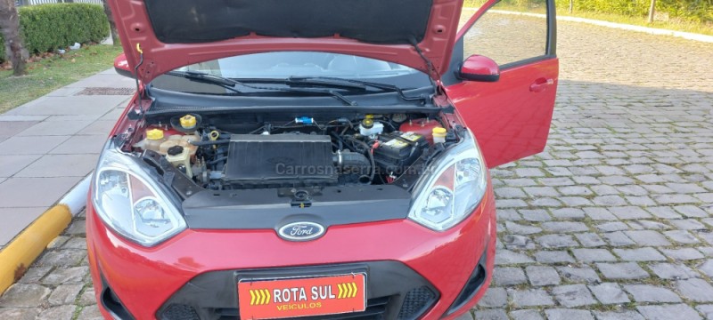 FIESTA 1.6 MPI CLASS SEDAN 8V FLEX 4P MANUAL - 2013 - FARROUPILHA