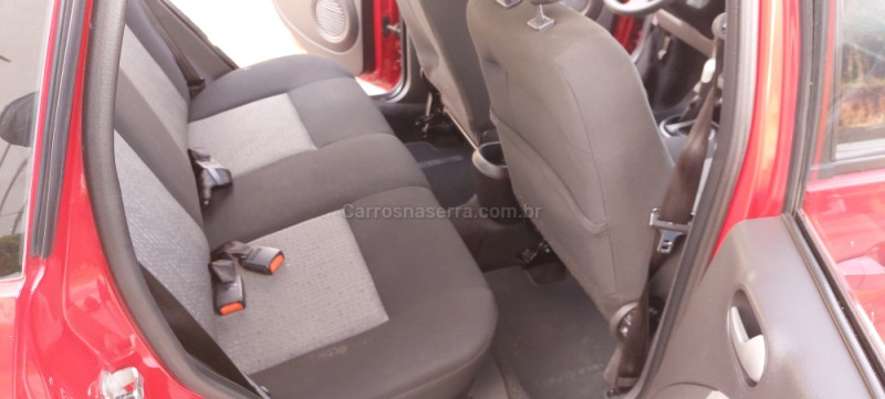 FIESTA 1.6 MPI CLASS SEDAN 8V FLEX 4P MANUAL - 2013 - FARROUPILHA