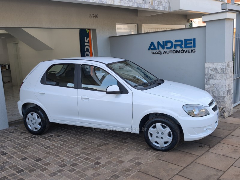 CELTA 1.0 MPFI LT 8V FLEX 4P MANUAL - 2014 - SERAFINA CORRêA