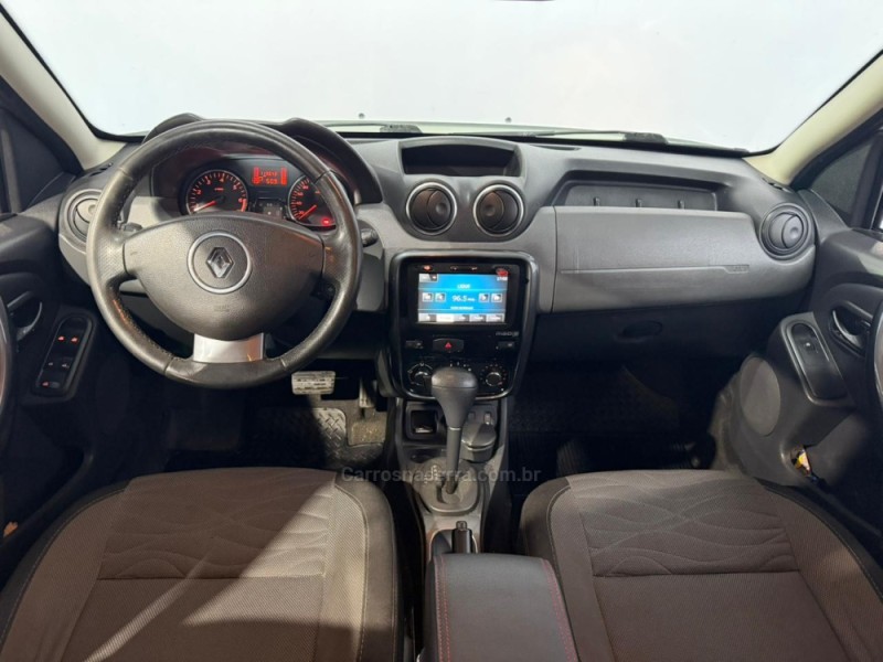 DUSTER 2.0 TECH ROAD 4X2 16V FLEX 4P AUTOMÁTICO - 2014 - VACARIA