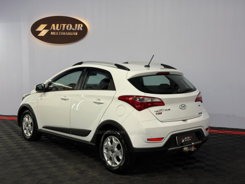 HB20X 1.6 16V STYLE FLEX 4P AUTOMÁTICO - 2015 - VACARIA