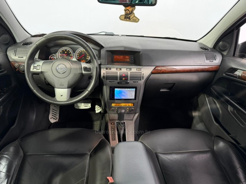 VECTRA 2.4 MPFI ELITE 16V FLEX 4P AUTOMÁTICO - 2006 - VACARIA