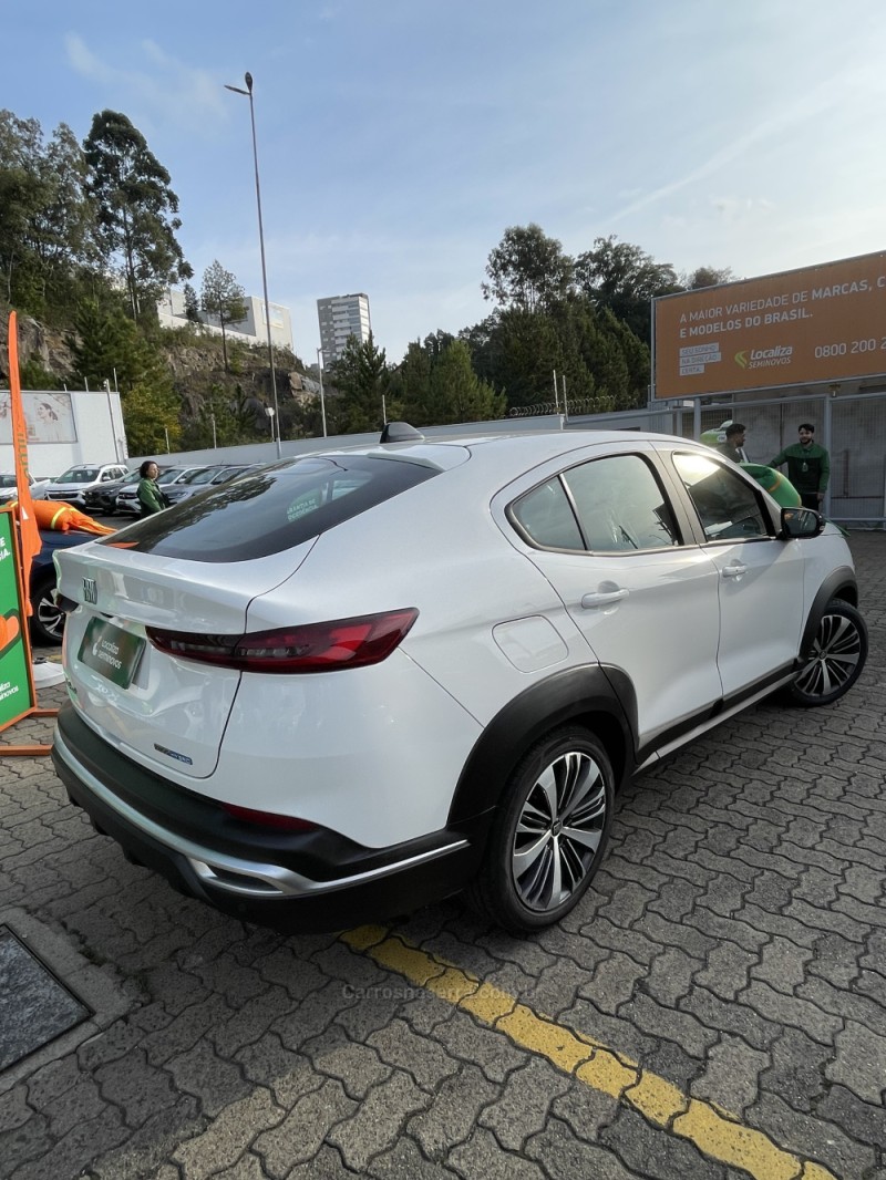 FASTBACK 1.0 TURBO 200 AUDACE HIBRÍDO 4P AUTOMÁTICO - 2025 - CAXIAS DO SUL