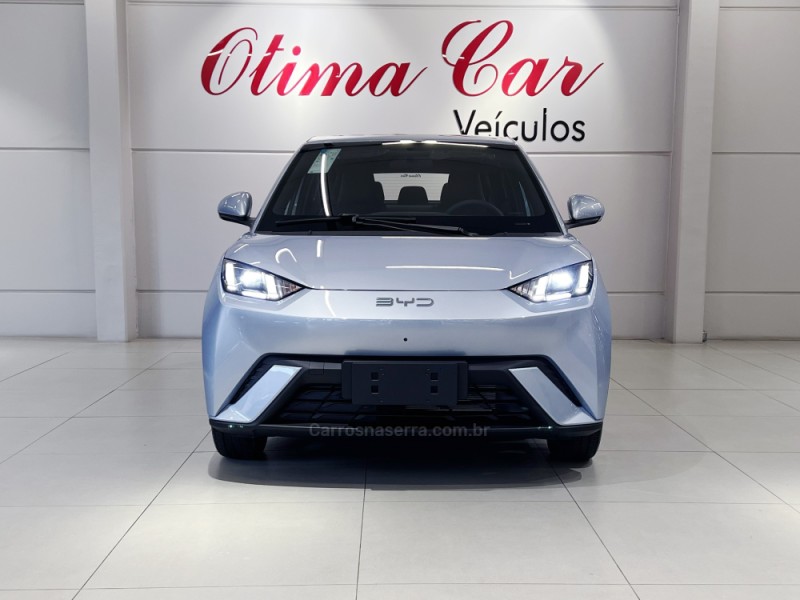 DOLPHIN MINI ELÉTRICO 4P AUTOMÁTICO - 2027 - FLORES DA CUNHA