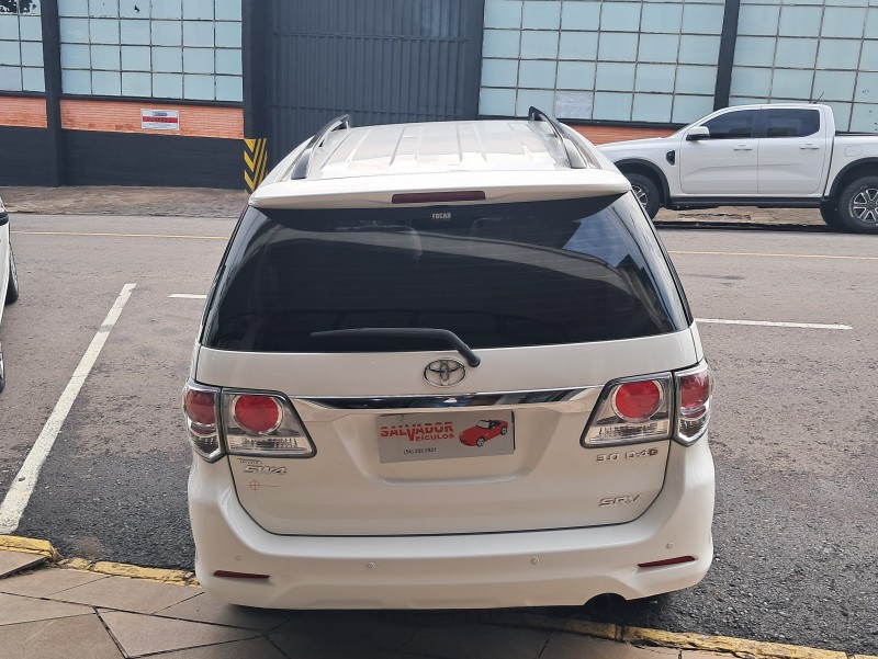 HILUX SW4 3.0 SRV 4X4 7 LUGARES 16V TURBO INTERCOOLER DIESEL 4P AUTOMÁTICO - 2015 - FLORES DA CUNHA