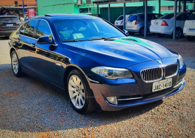 535i 3.0 sedan 6 cilindros 24v turbo gasolina 4p automatico 2011 farroupilha