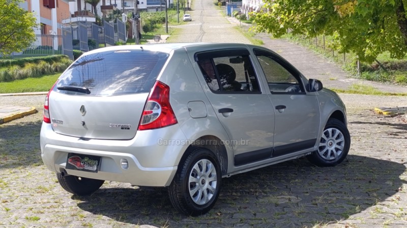 SANDERO 1.0 EXPRESSION 12V FLEX 4P MANUAL - 2010 - CAXIAS DO SUL