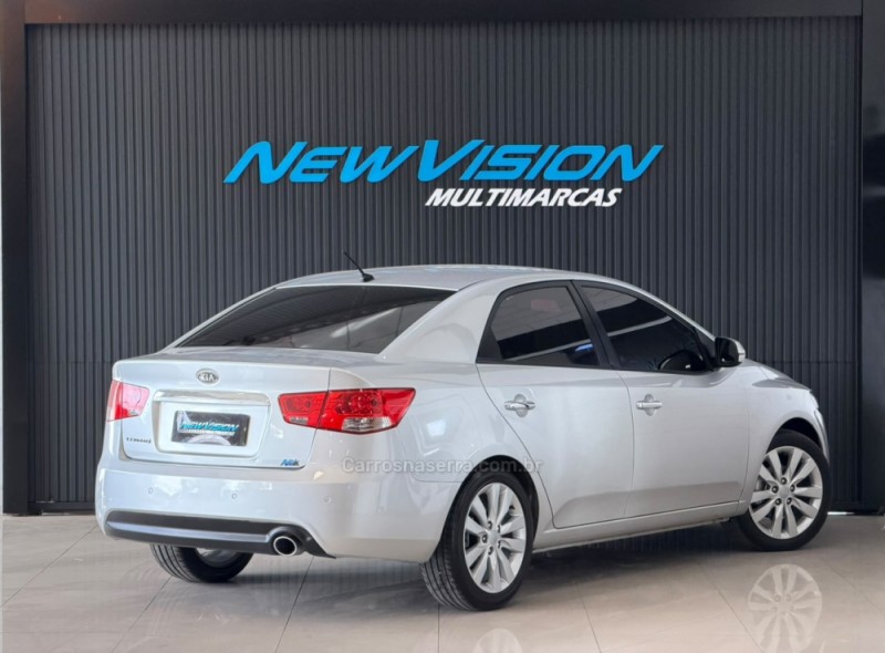 CERATO 1.6 SX3 16V FLEX 4P AUTOMÁTICO - 2013 - ESTâNCIA VELHA