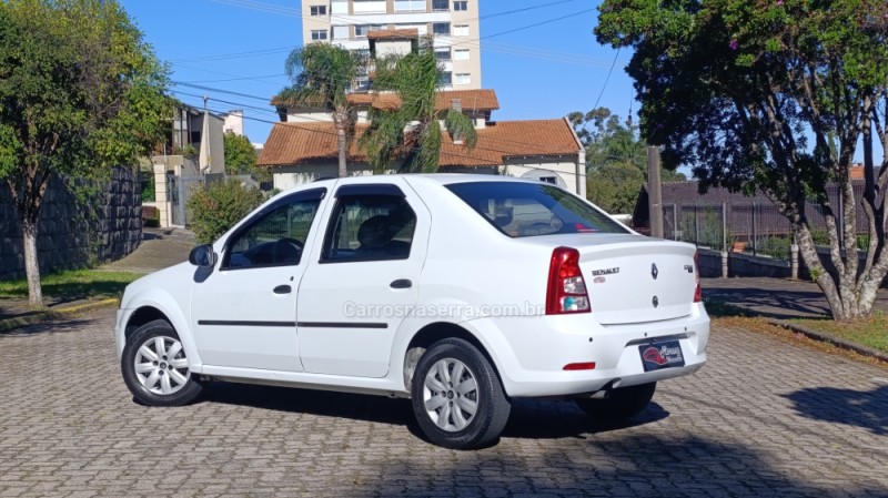 LOGAN 1.0 AUTHENTIQUE 12V FLEX 4P MANUAL - 2011 - CAXIAS DO SUL