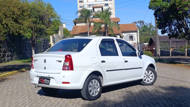 LOGAN 1.0 AUTHENTIQUE 12V FLEX 4P MANUAL - 2011 - CAXIAS DO SUL