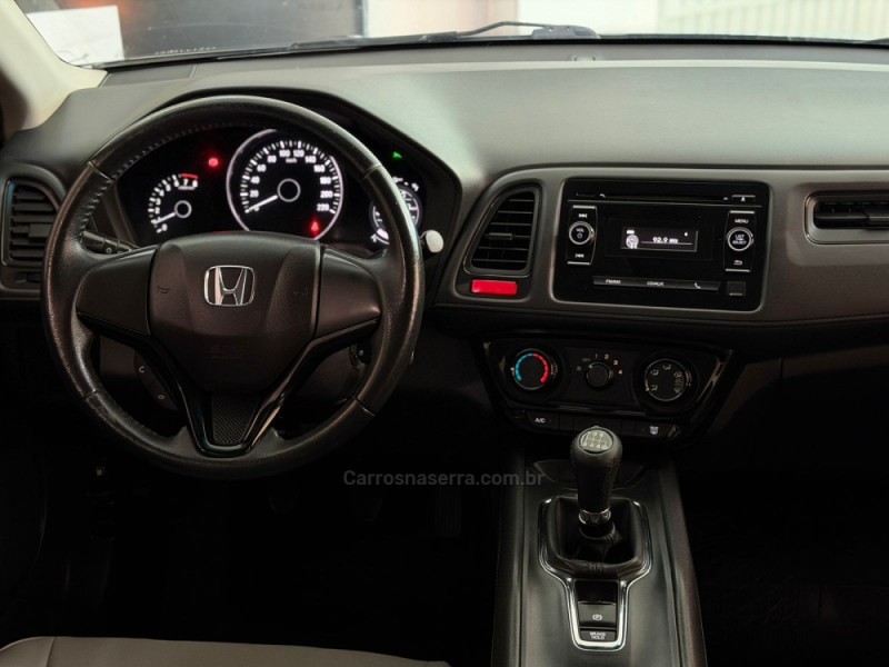 HR-V 1.8 16V FLEX LX 4P MANUAL - 2016 - NOVO HAMBURGO