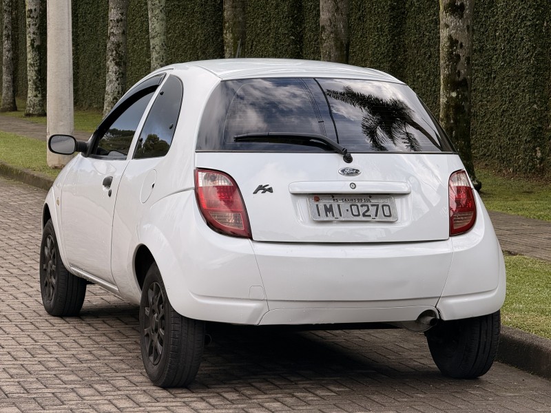 KA 1.0 I 8V GASOLINA 2P MANUAL - 2005 - CAXIAS DO SUL