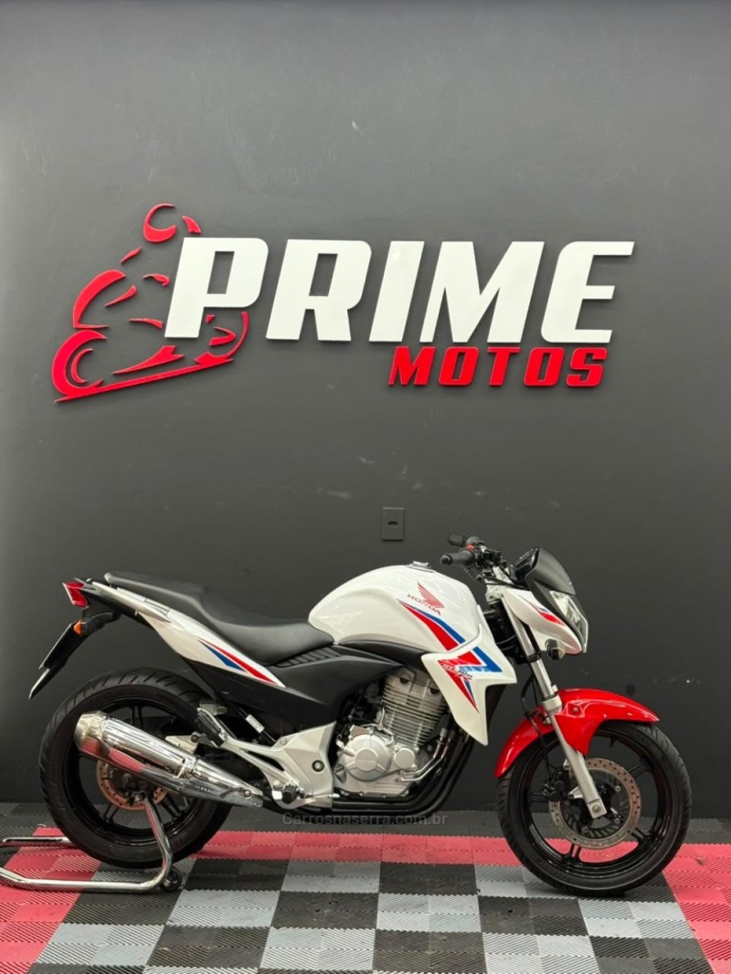 CB 300R  - 2014 - NOVO HAMBURGO