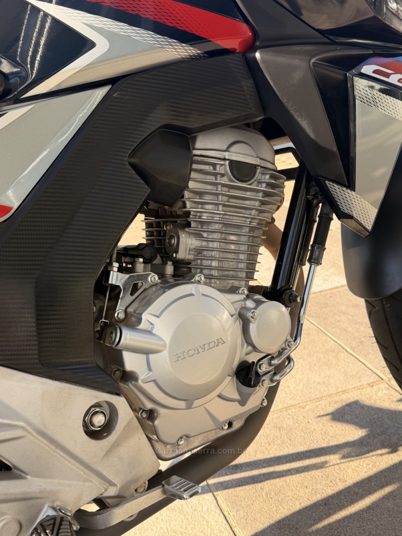 CB 250F TWISTER CBS - 2018 - FARROUPILHA