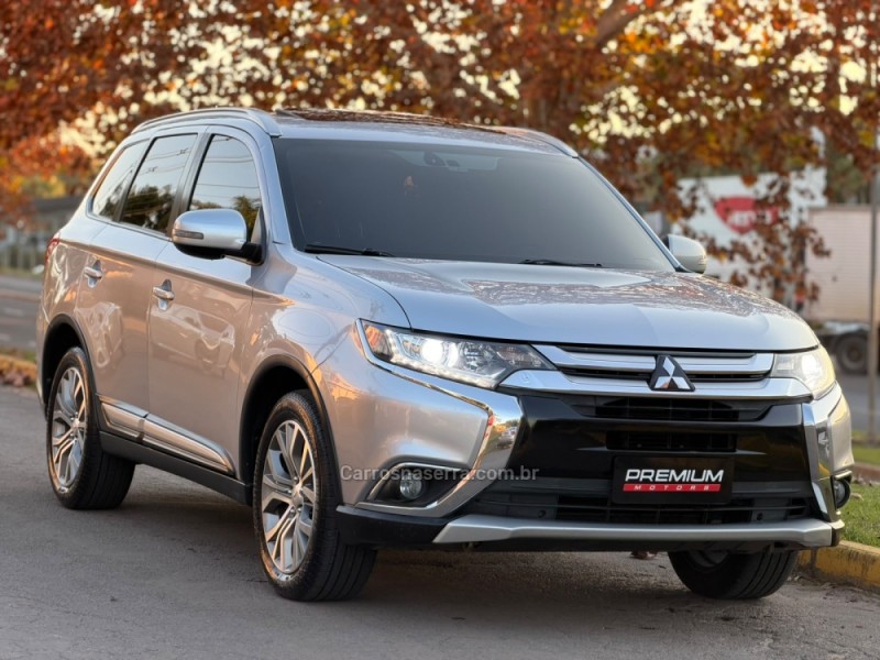 outlander 2.0 comfort 16v gasolina 4p automatico 2018 dois irmaos