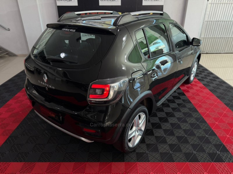 SANDERO 1.6 STEPWAY 8V FLEX 4P MANUAL - 2015 - NOVO HAMBURGO