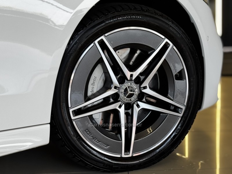 C 200 1.5 EQ BOOST TURBO AMG LINE HIBRIDO 4P AUTOMÁTICO - 2023 - DOIS IRMãOS