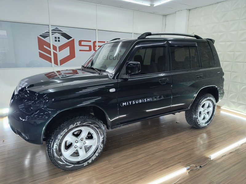 PAJERO TR4 2.0 4X4 16V 133CV FLEX 4P MANUAL - 2008 - CAXIAS DO SUL