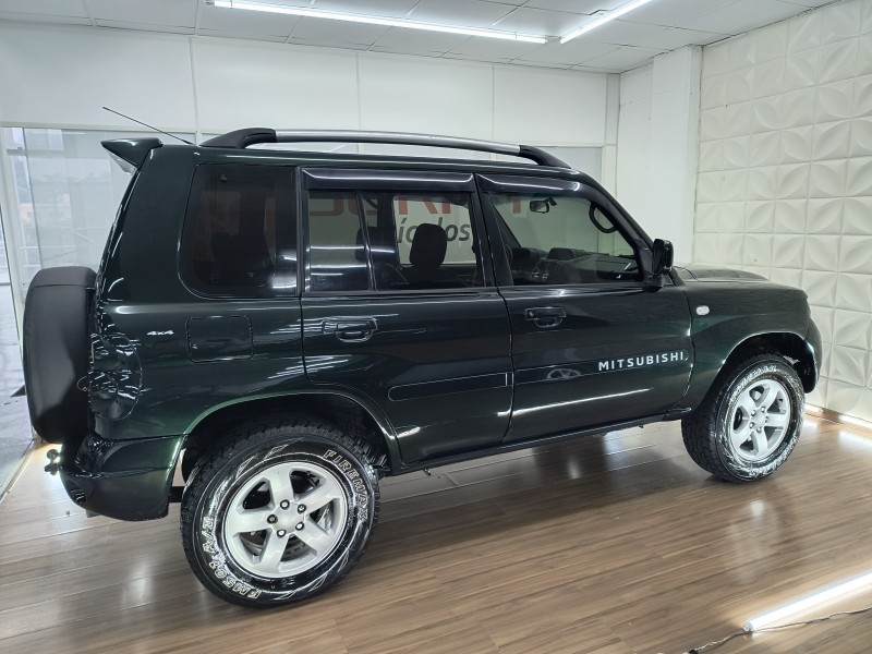 PAJERO TR4 2.0 4X4 16V 133CV FLEX 4P MANUAL - 2008 - CAXIAS DO SUL