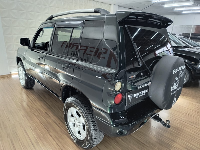 PAJERO TR4 2.0 4X4 16V 133CV FLEX 4P MANUAL - 2008 - CAXIAS DO SUL