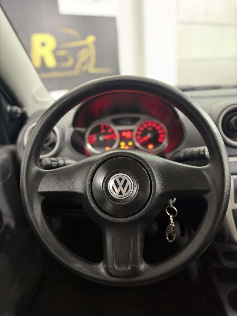 VOYAGE 1.0 MI CITY 8V FLEX 4P MANUAL - 2012 - NOVO HAMBURGO