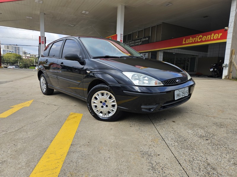 FOCUS 1.6 8V GASOLINA 4P MANUAL - 2005 - CAXIAS DO SUL