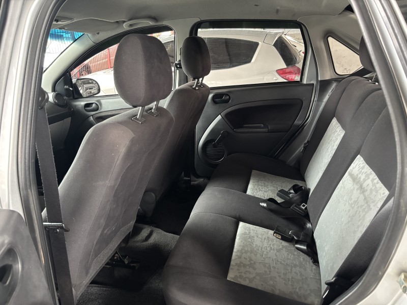 FIESTA 1.6 MPI FIRST SEDAN 8V FLEX 4P MANUAL - 2008 - CAXIAS DO SUL