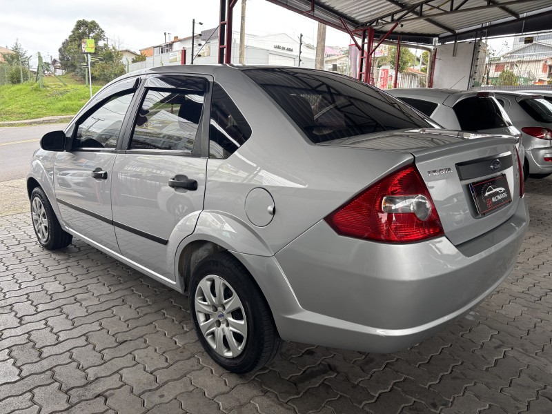 FIESTA 1.6 MPI FIRST SEDAN 8V FLEX 4P MANUAL - 2008 - CAXIAS DO SUL