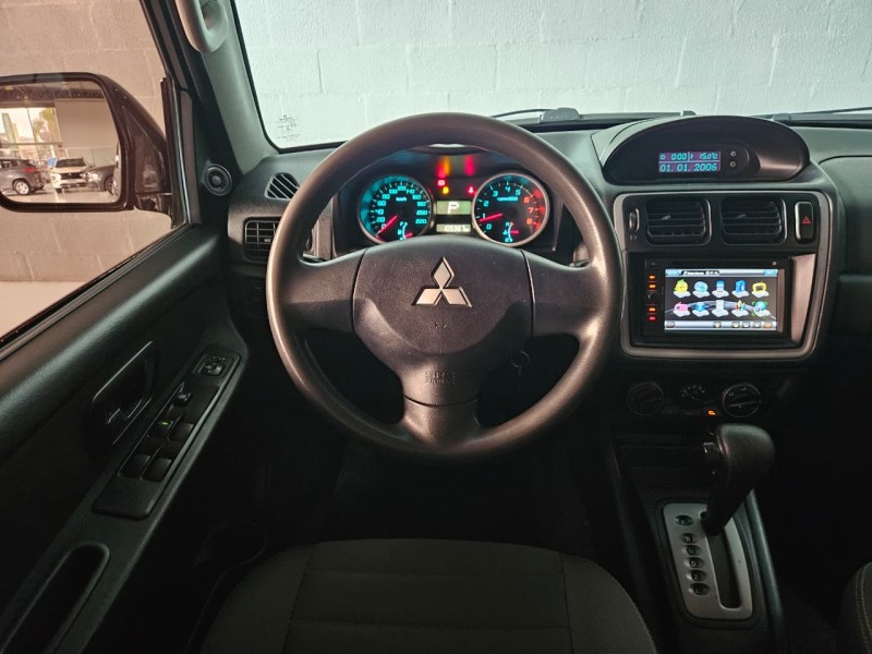 PAJERO TR4 2.0 4X2 16V 140CV FLEX 4P AUTOMÁTICO - 2013 - FARROUPILHA