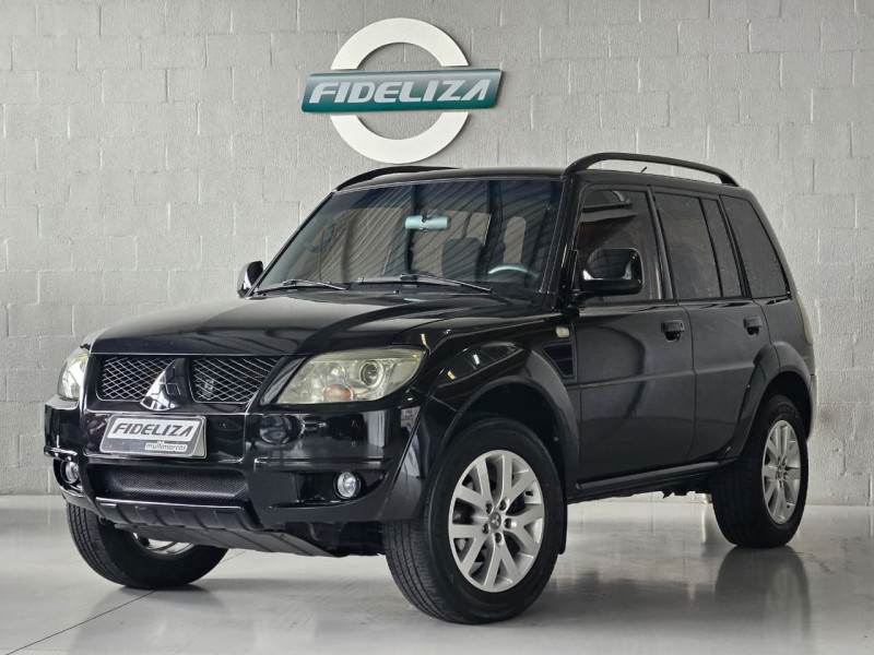 PAJERO TR4 2.0 4X2 16V 140CV FLEX 4P AUTOMÁTICO - 2013 - FARROUPILHA