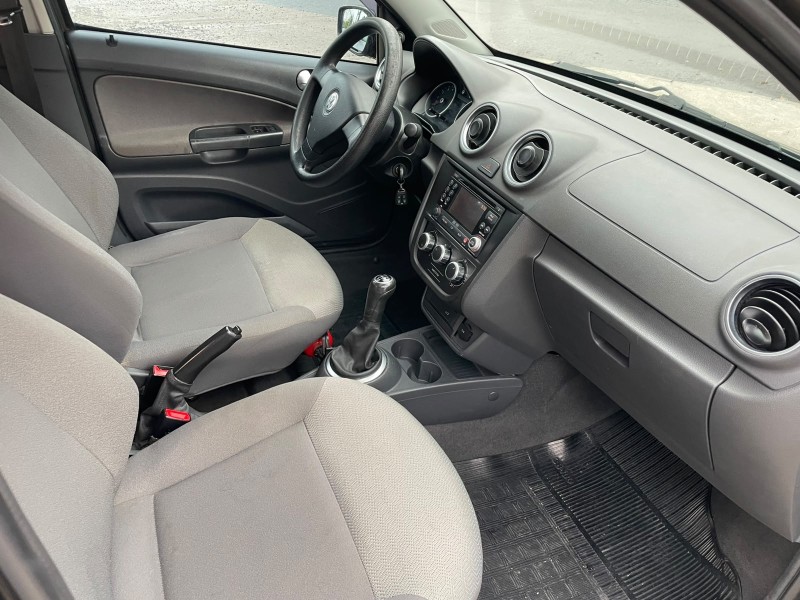 VOYAGE 1.0 MI TRENDLINE 8V FLEX 4P MANUAL - 2010 - CAXIAS DO SUL