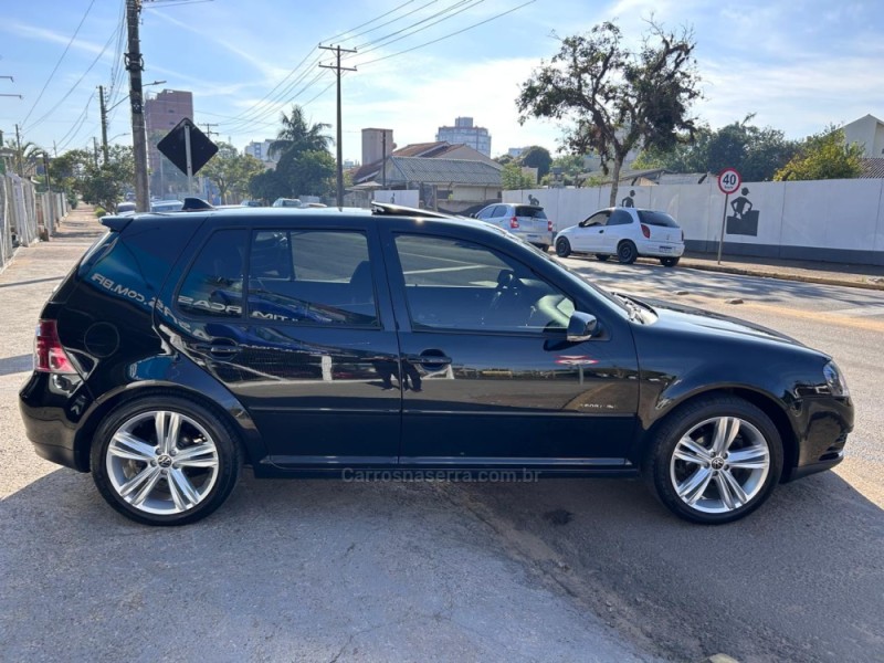 GOLF 1.6 MI SPORTLINE 8V FLEX 4P MANUAL - 2010 - VENâNCIO AIRES