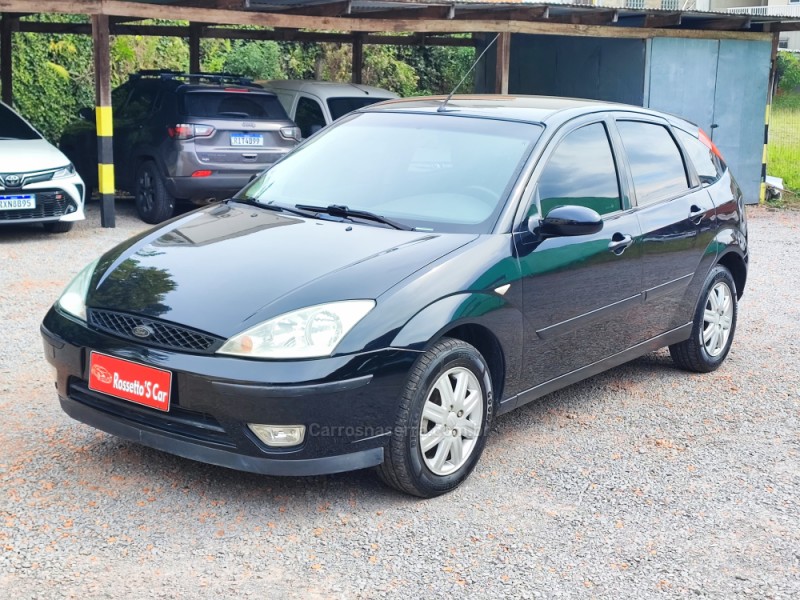 FOCUS 1.6 GLX 8V FLEX 4P MANUAL - 2009 - FARROUPILHA