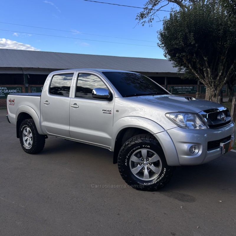 HILUX 3.0 SRV 4X4 CD 16V TURBO INTERCOOLER DIESEL 4P AUTOMÁTICO - 2010 - VACARIA