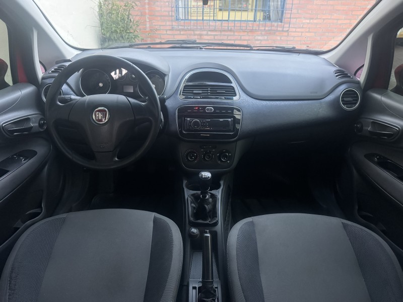 PUNTO 1.4 ATTRACTIVE ITALIA 8V FLEX 4P MANUAL - 2013 - CAXIAS DO SUL