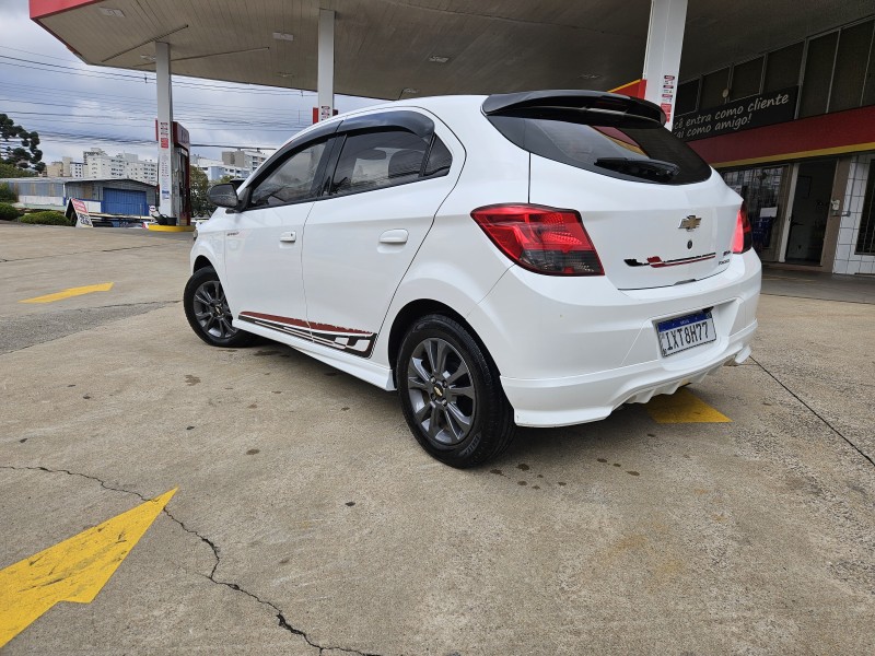 ONIX 1.4 MPFI EFFECT 8V FLEX 4P MANUAL - 2016 - CAXIAS DO SUL