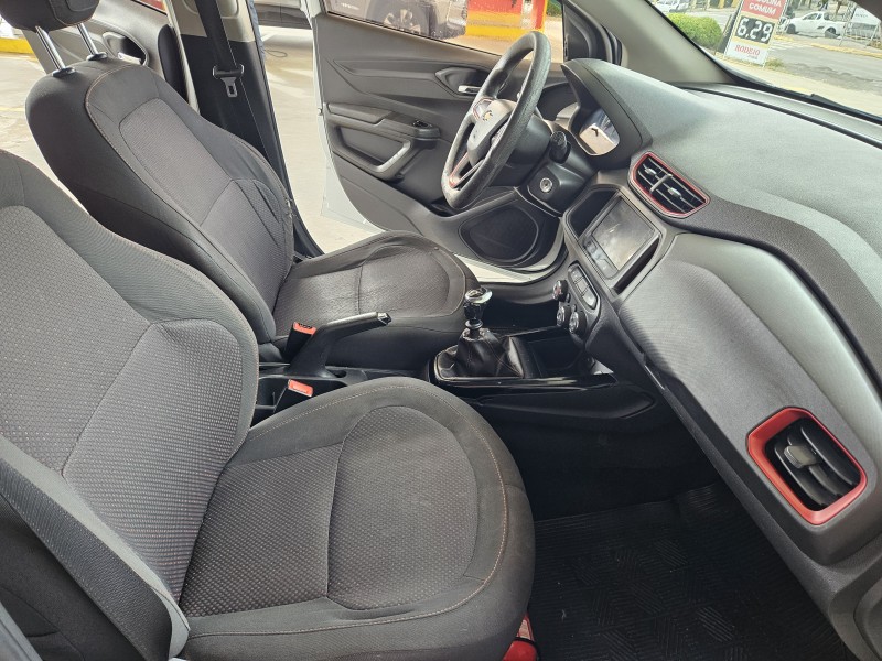 ONIX 1.4 MPFI EFFECT 8V FLEX 4P MANUAL - 2016 - CAXIAS DO SUL