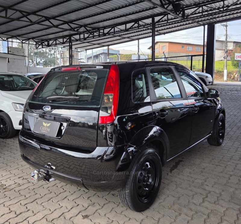 FIESTA 1.6 MPI HATCH 8V FLEX 4P MANUAL - 2014 - CAXIAS DO SUL