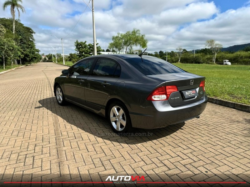 CIVIC 1.8 LXS 16V FLEX 4P AUTOMÁTICO - 2009 - SAPIRANGA