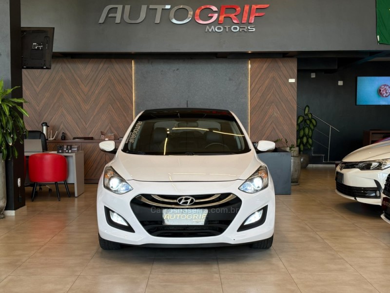 I30 1.8 MPI 16V GASOLINA 4P AUTOMATICO - 2015 - CAMPO BOM