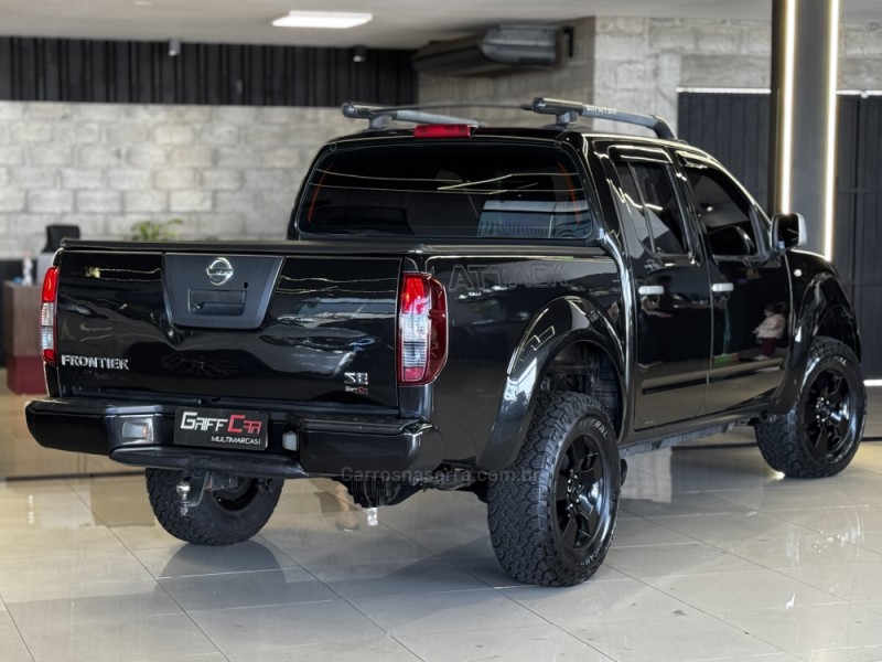 FRONTIER 2.5 SE ATTACK 4X4 CD TURBO ELETRONIC DIESEL 4P MANUAL - 2013 - DOIS IRMãOS