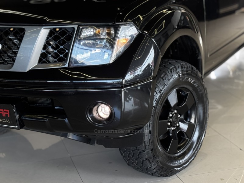 FRONTIER 2.5 SE ATTACK 4X4 CD TURBO ELETRONIC DIESEL 4P MANUAL - 2013 - DOIS IRMãOS