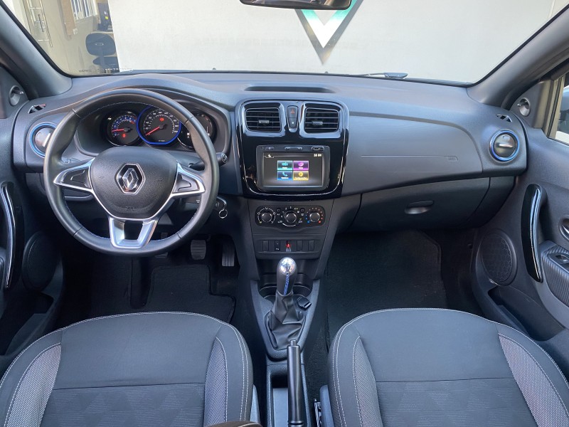 SANDERO 1.0 12V GT LINE LIMITED FLEX 4P MANUAL - 2022 - CARLOS BARBOSA
