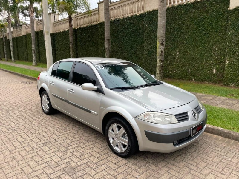 MÉGANE 2.0 EXPRESSION SEDAN 16V GASOLINA 4P AUTOMÁTICO - 2009 - CAXIAS DO SUL
